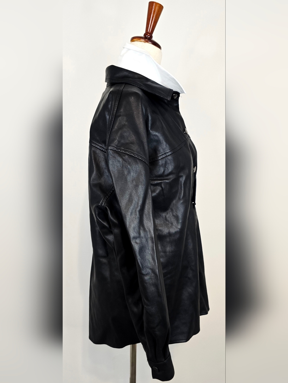 Black Faux Leather Shacket Oversized Button Front Minimalist Streetwear Classic - Picture 5 of 9